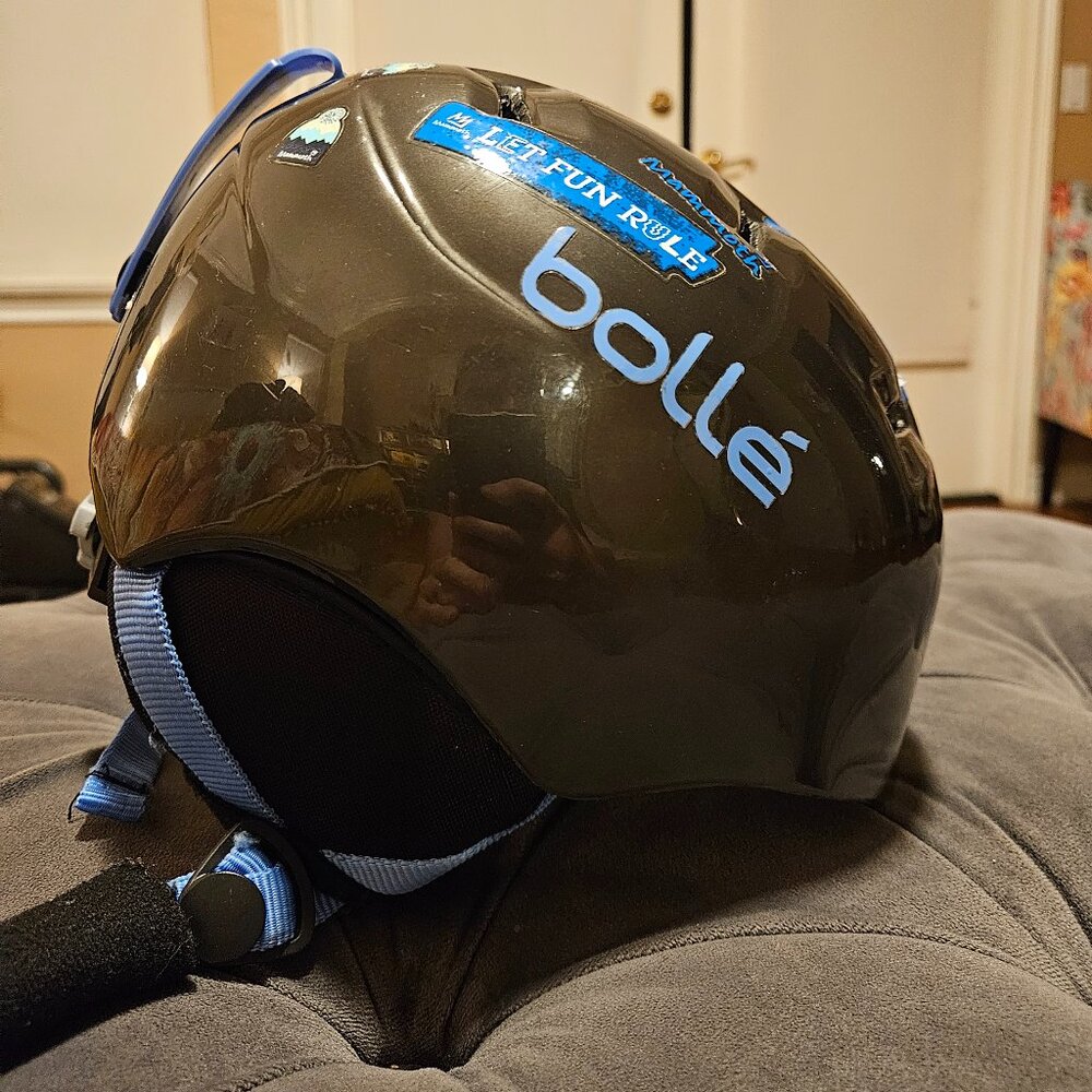 Bolle Kids Helmet - Black and Blue bolle